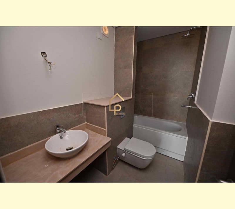 5 WhatsApp Image 2025-12-17 at 1.26. 53 PM (1). jpg