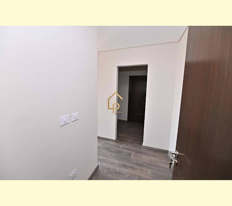 10 WhatsApp Image 2025-12-17 at 1.26. 55 PM (1). jpg