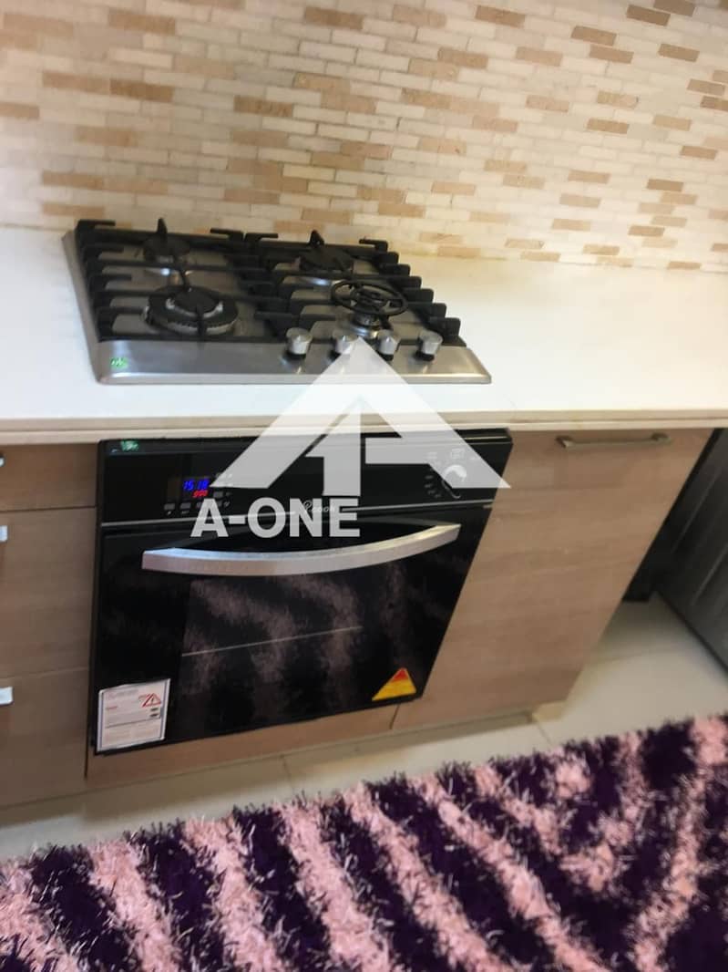 6 7d4bf3e3-63a7-4607-a992-348550a19428. jpg