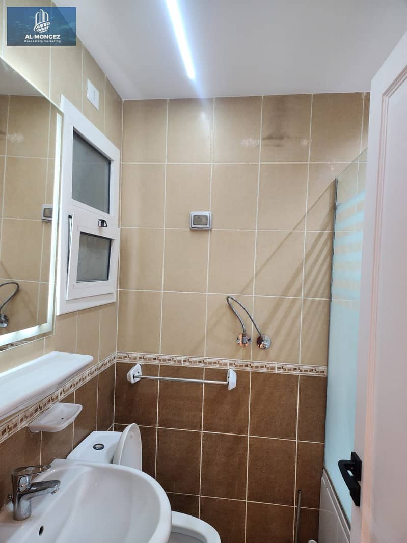 9 a8cd0db8-3cc2-4af2-b1ca-c012ad09705c. jpg