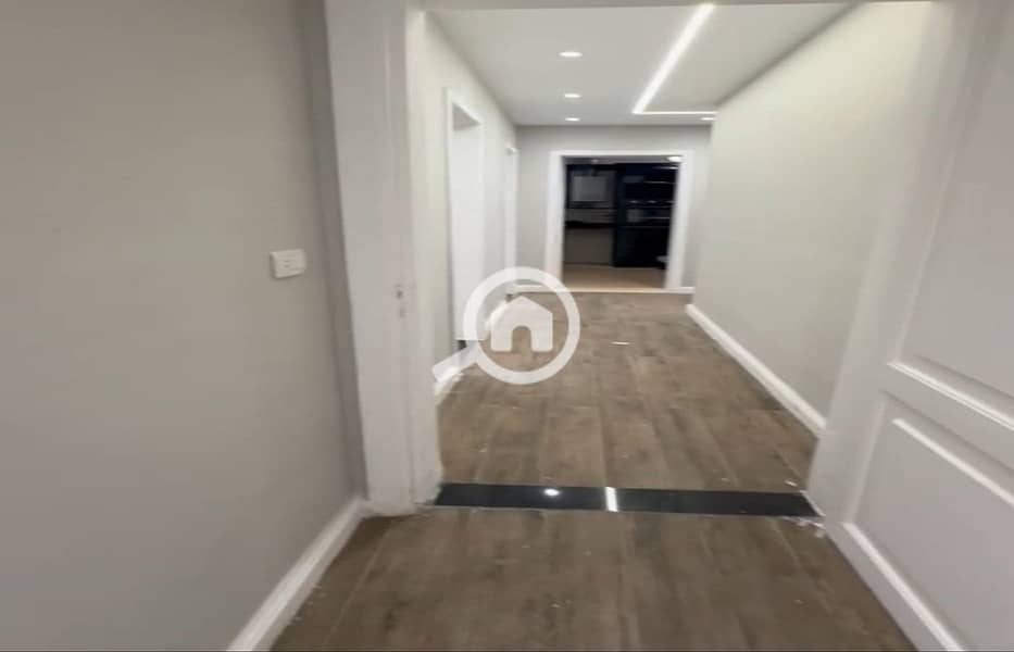 2 6e0a93cd-d846-4112-87ab-da57b7dc486c. jpg