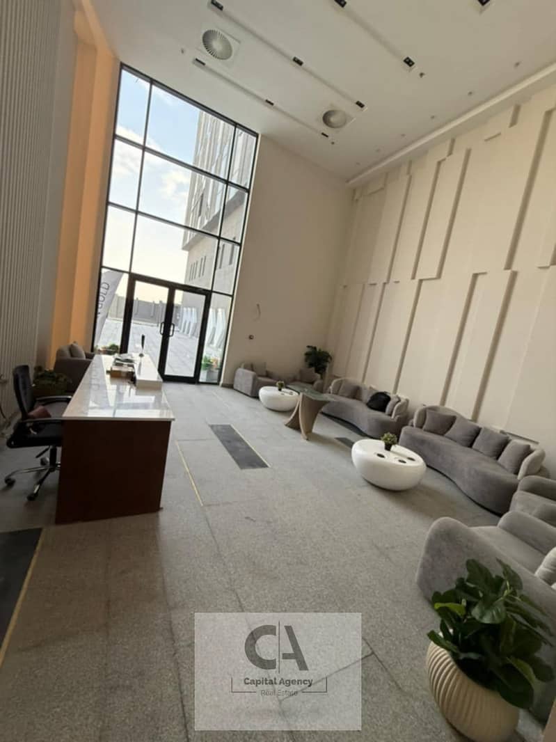 2 1c81470b-fe3a-47f0-b37f-49d5718036b6. jpg