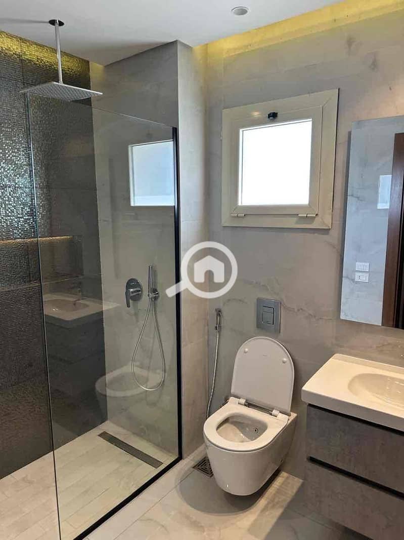 23 f0fa2000-4957-4a5e-b16e-26a5b1918d16. jpg