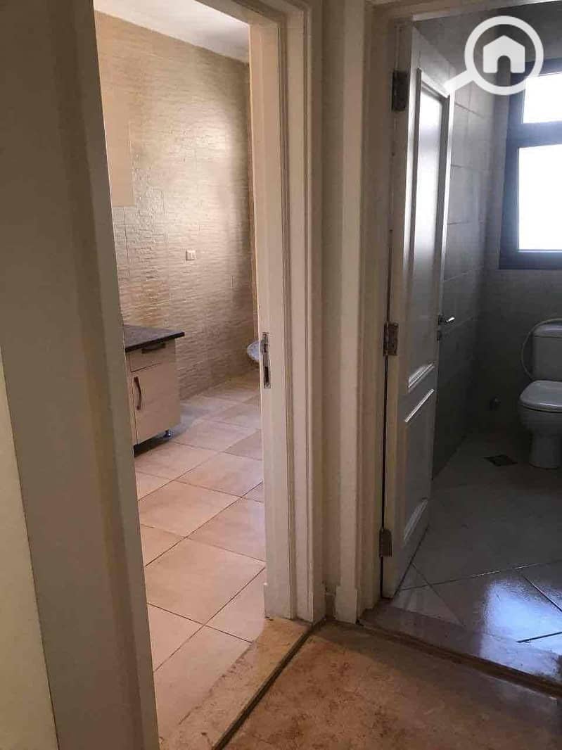 4 1418b9f9-b483-4a32-85cb-29b6a83213c0. jpg