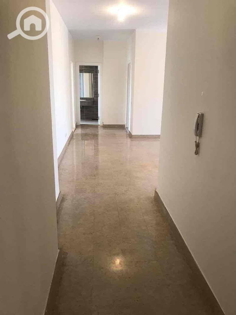 10 28adfd1a-0d99-4ac0-a7d1-cc212af7495e. jpg