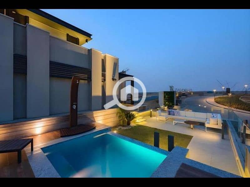 7 4479618-836e0o. jpg