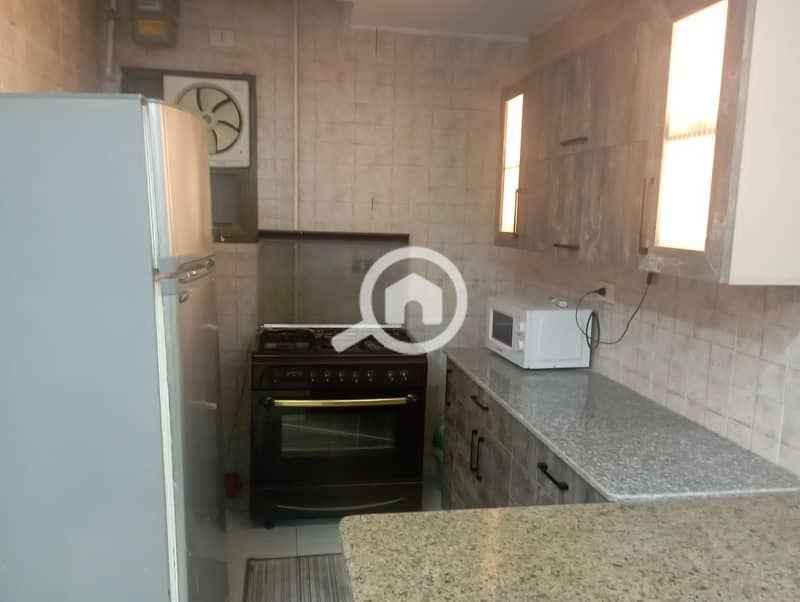 7 463ff86e-a85e-41b7-973c-cc2222b14656. jpeg