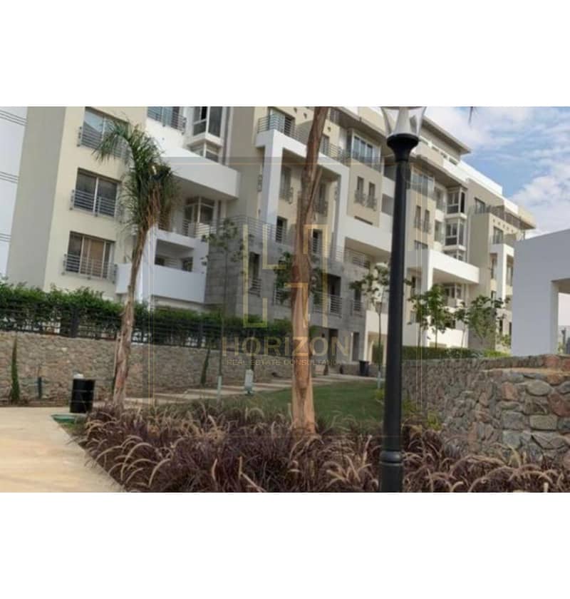 4 8416440-b0b6do. jpg