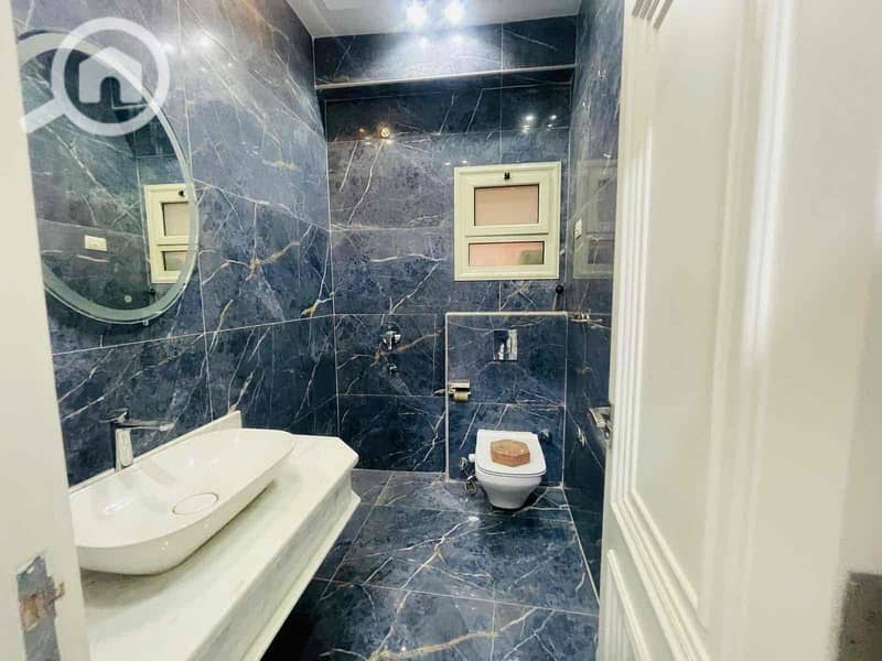 17 3674bfac-2634-4aac-87f1-763fcb4b9545. jpg