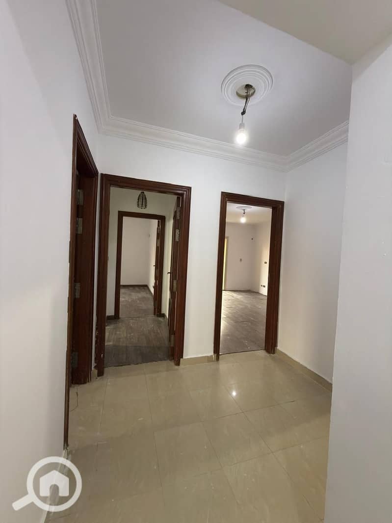 8 03540805-ac50-4713-87c7-f80eeaf38c6b. jpeg