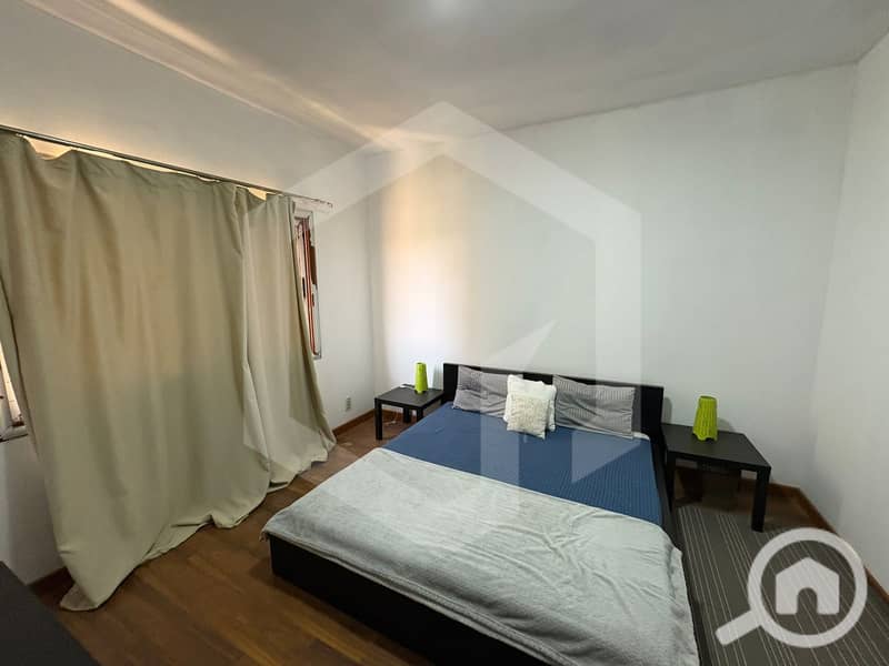 8 Beverly Hills 8. jpg