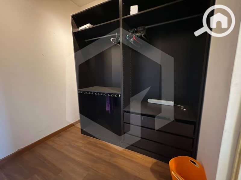 16 Beverly Hills 17. jpg