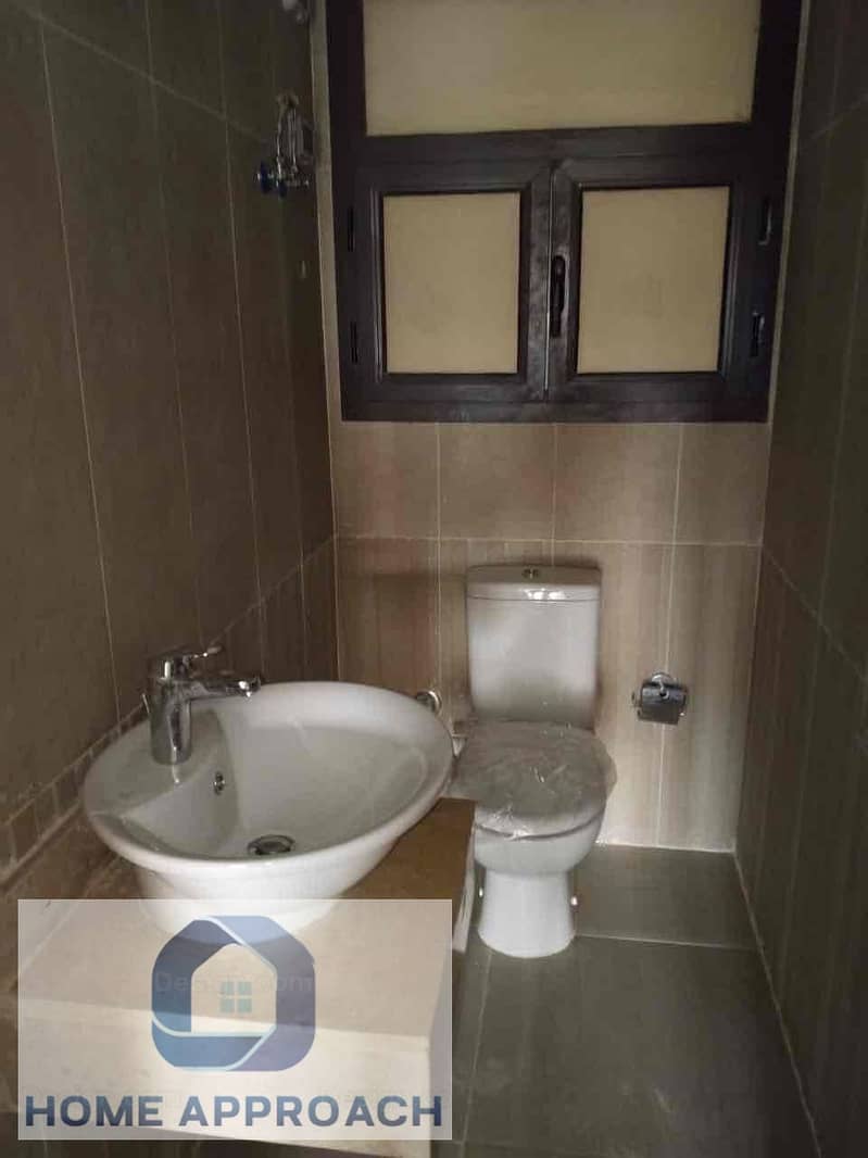 2 acf5463f-7935-42e0-b39b-ae35e2d5f84d. jpg