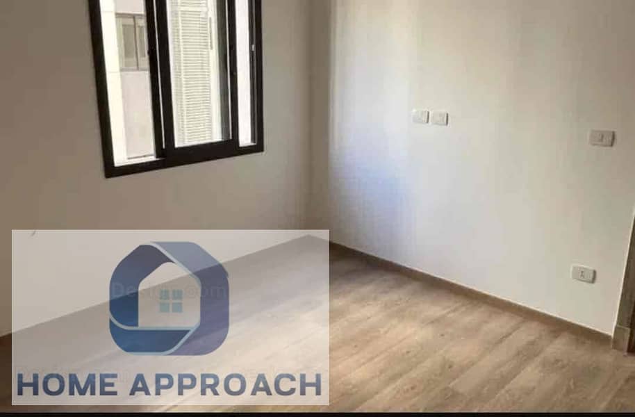 12 2421c1ac-362b-4d6e-9786-aa2779570bfd. jpg