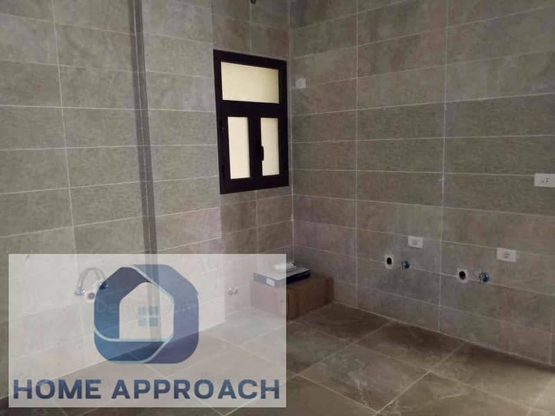 15 e0d53d42-db09-4f00-b60e-112dc95ba6b5. jpg