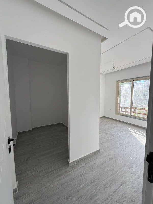 10 WhatsApp Image 2025-12-24 at 5.13. 33 PM (5). jpg