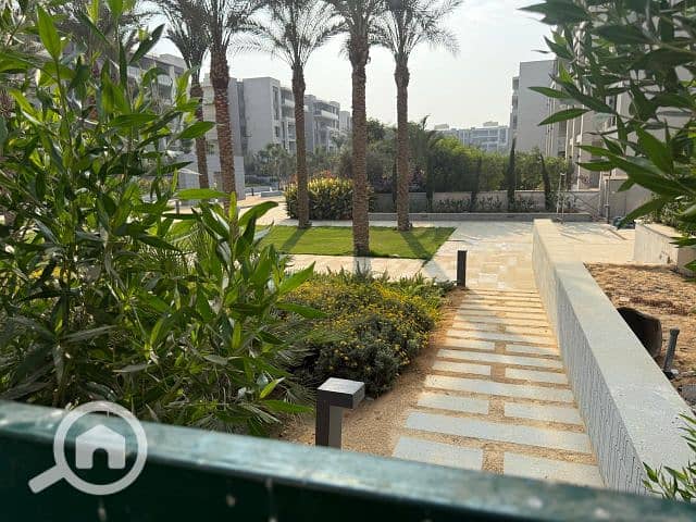 12 WhatsApp Image 2025-11-25 at 21.40. 49_d4d0da2d. jpg