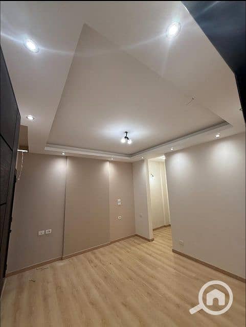 13 WhatsApp Image 2025-11-25 at 21.40. 50_0de7f305. jpg