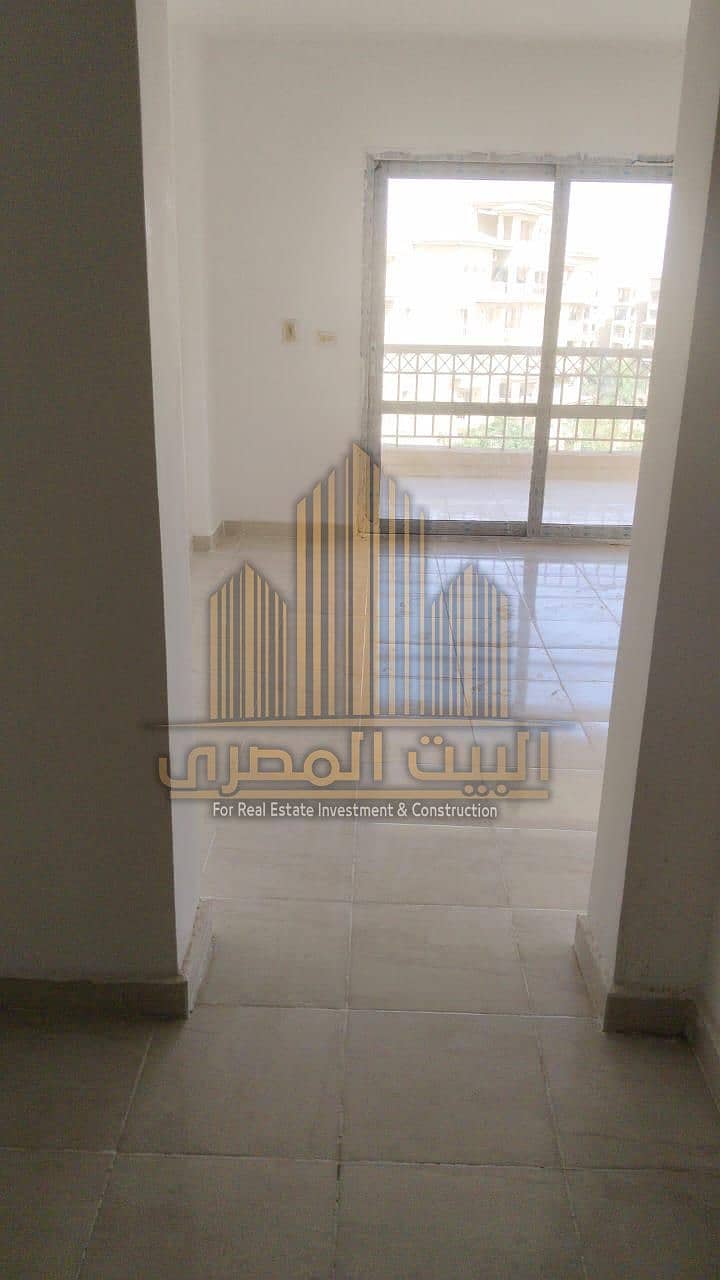 8 856ea54f-9c5b-4dc0-b453-7a91693e4192. jpg