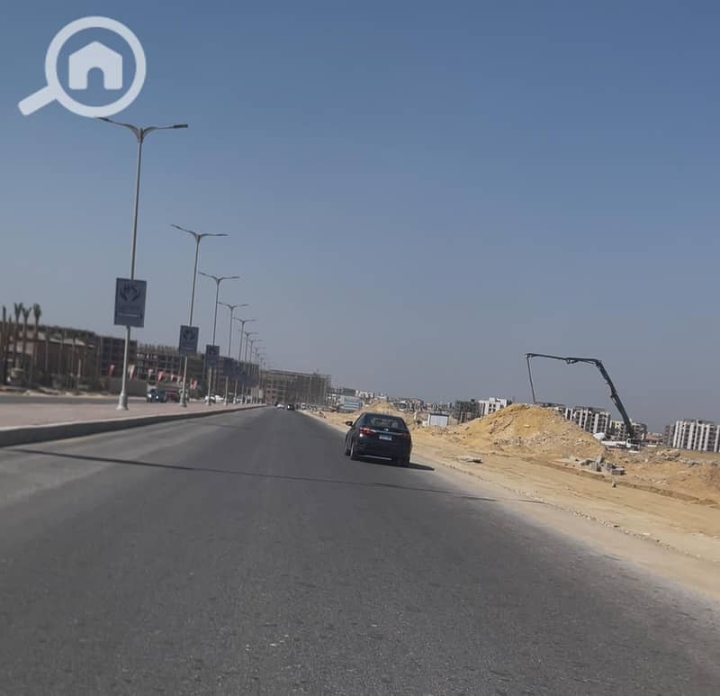 8 7c3046dd-f2ff-443d-8493-63c4394174b6. jpg