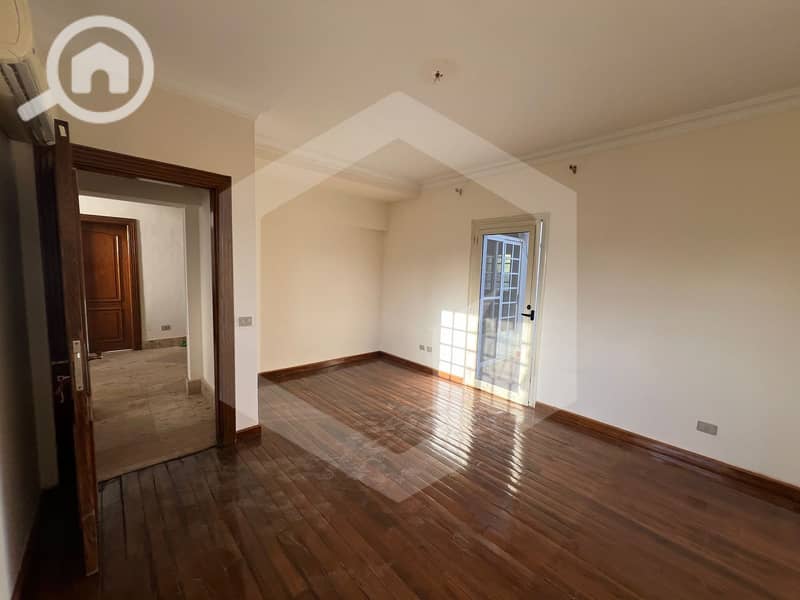 10 Beverly Hills 11. jpg