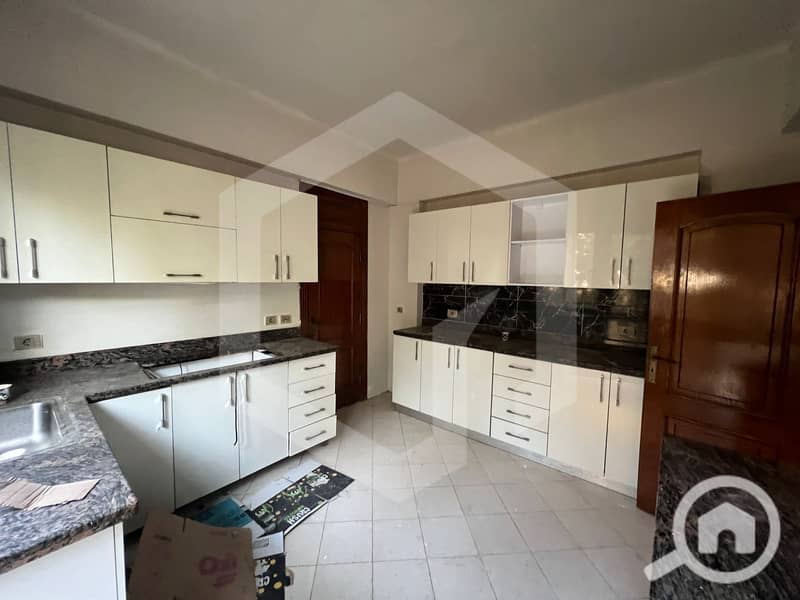 12 Beverly Hills 13. jpg