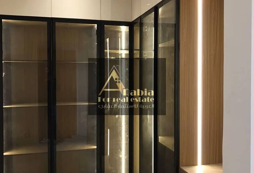 3 b9e565df-50b8-4766-b3ed-284c9ff4d88e. jpg