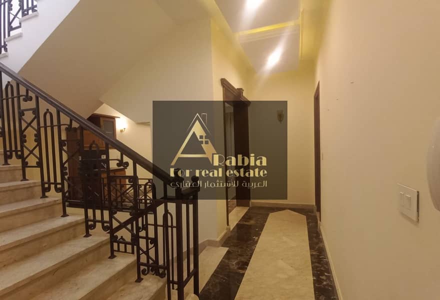 4 3d0c57b3-a4ef-485c-a852-346db0a0d2b1. jpg