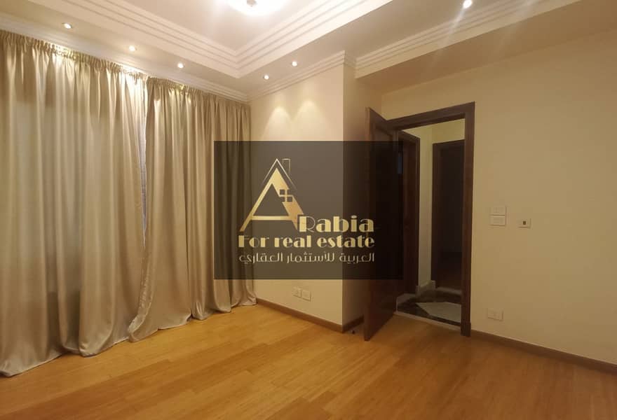 16 96b47609-dfea-4dba-bfe0-3b9fc64b1aaf. jpg