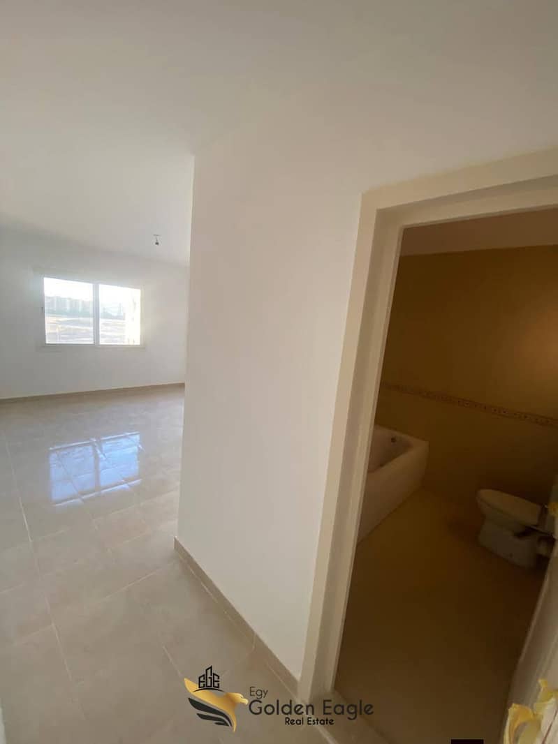 9 605635436_1541551270408733_2477821700178274853_n. jpg