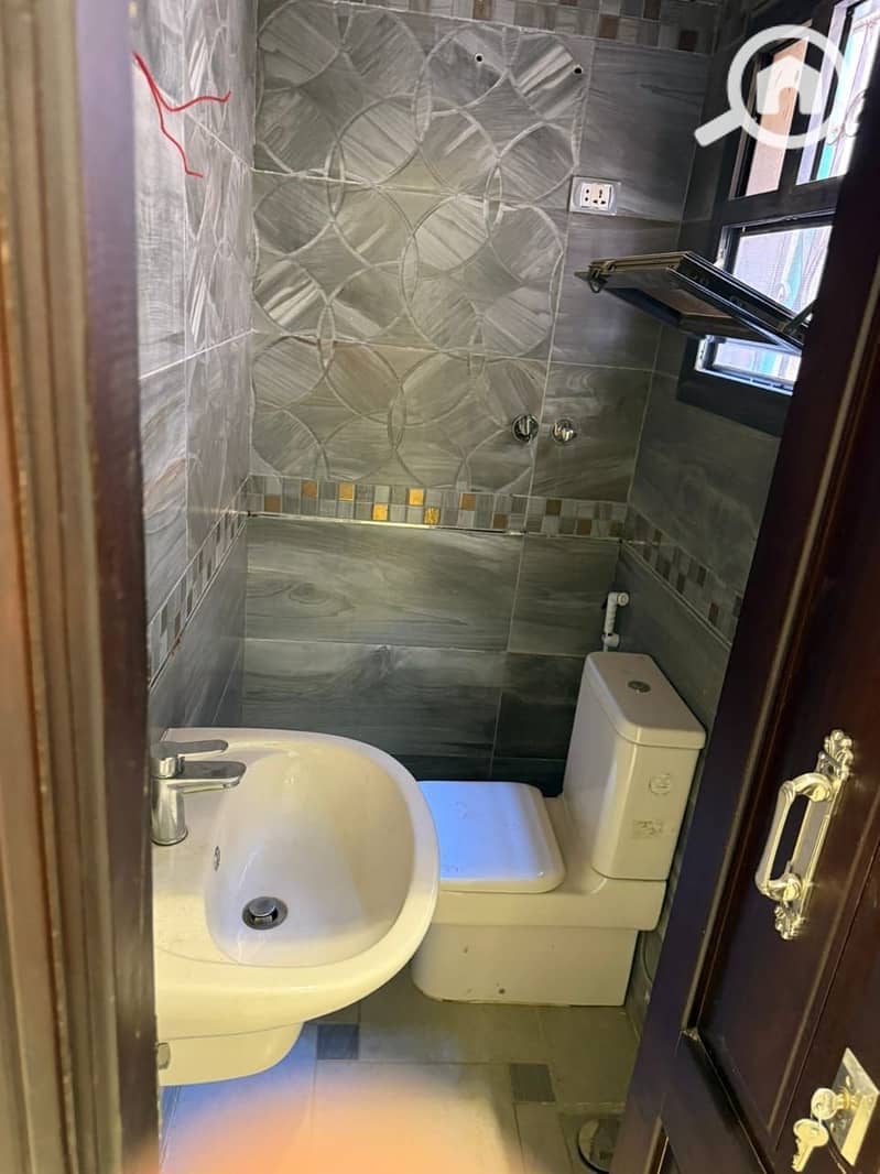 10 WhatsApp Image 2025-12-24 at 8.30. 55 PM. jpeg