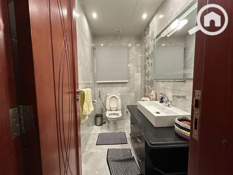 5 602295057_1512223667572871_3461913858517767956_n. jpg