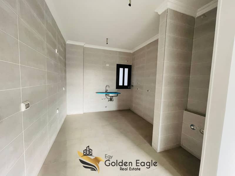 6 601484081_1541029180460942_2867573123469759487_n. jpg