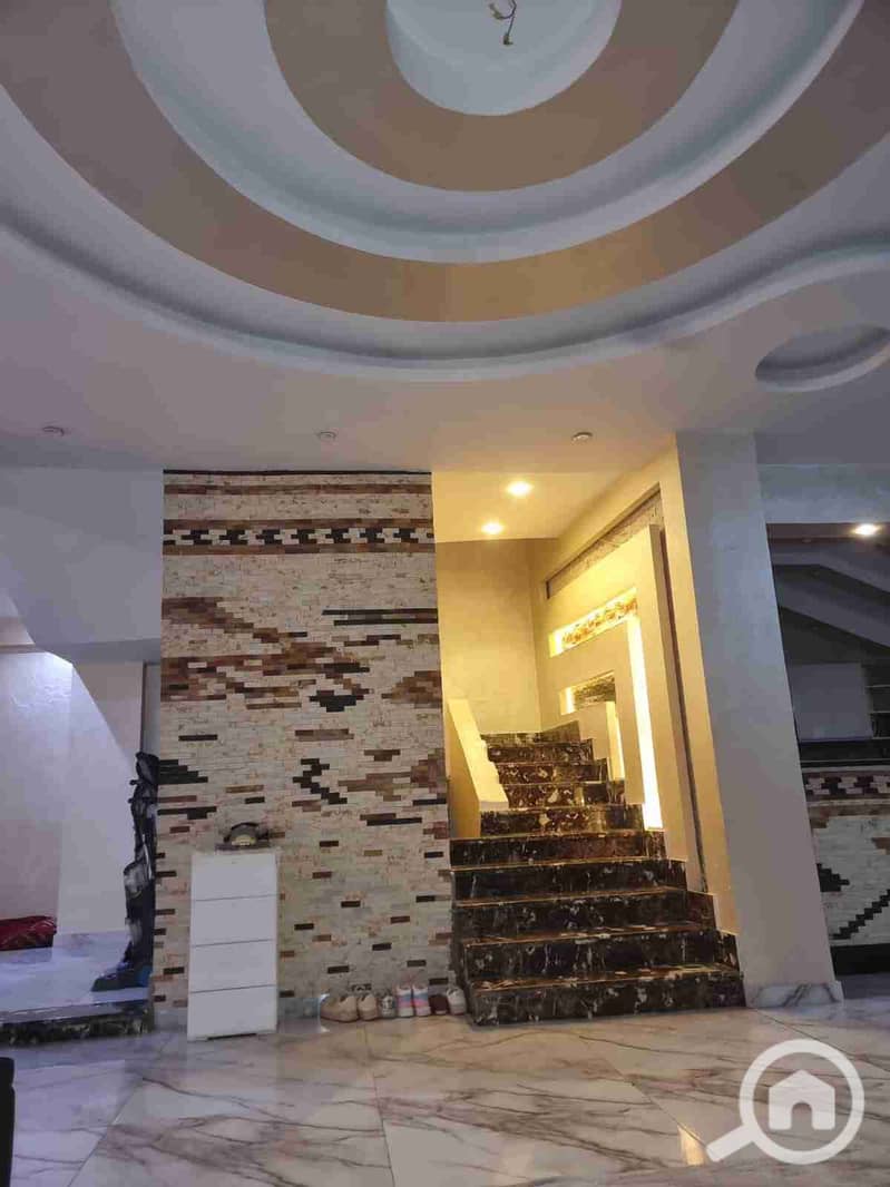 1000356456. jpg 1000356456. jpg