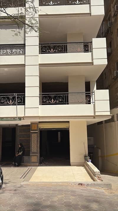 محلات تجارية  للبيع في مصر الجديدة، القاهرة - دورين تجاري للبيع بمصر الجديده 850م