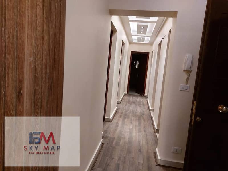 8 6abc80a3-9554-490a-8959-e5af43f25ac1. jpg