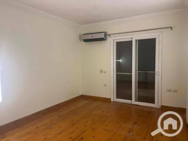 4 c888c6ce-0799-495f-9b95-0d8a766c5227. jpg