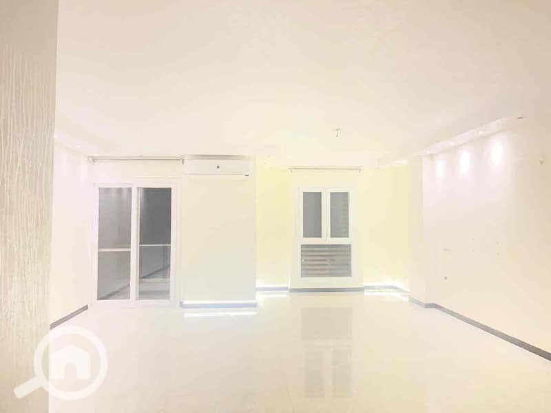 8 5af15898-3dbe-45e6-88fc-9dd1eb05c55e. jpg