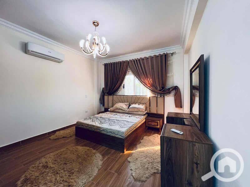 5 ee6a55d1-b6ae-4edc-beaf-8edda6ea5dcd. jpg