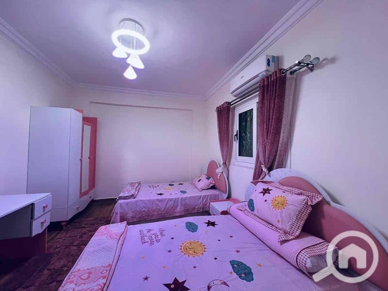 10 1d766964-bea3-40ff-90e5-96908a109f2a. jpg