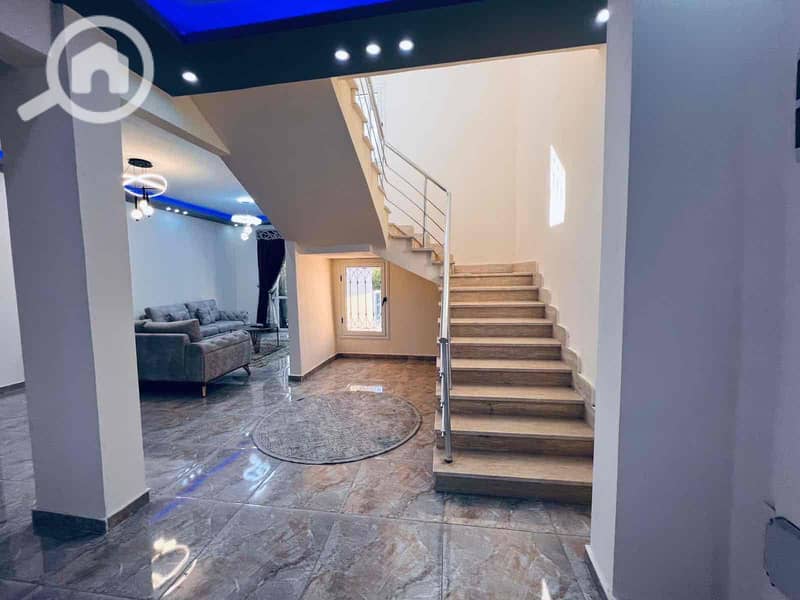 13 25a08d92-fe98-4d9b-9582-639ae75f7780. jpg