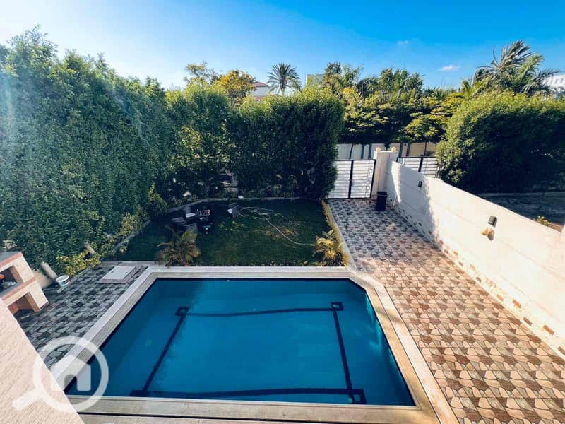 29 6a1bddba-976e-4650-8c61-d0a51bd659f6. jpg