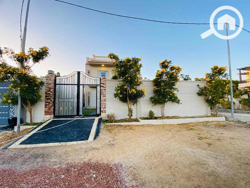 5 8edab3f3-23e5-4b40-8feb-dde7ab474ae7. jpg