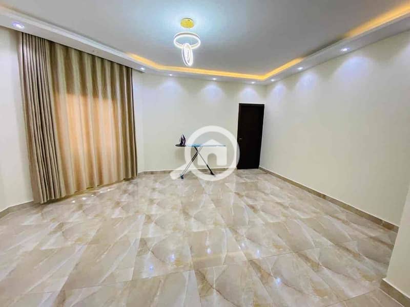 17 fe633966-5736-466e-822f-dda7102ba460. jpg