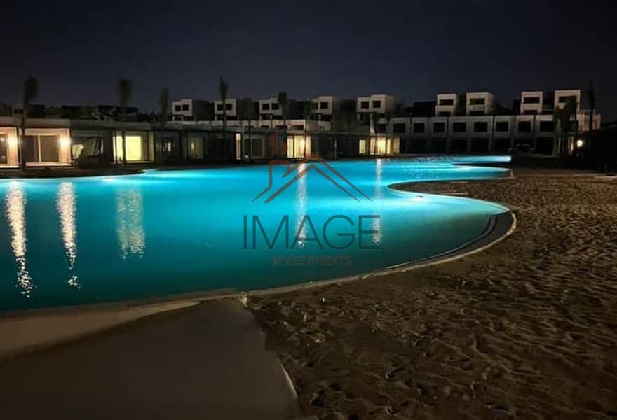 2 29b7ecd7-9137-4e09-b7c0-c1eeea9cfb36. jpg