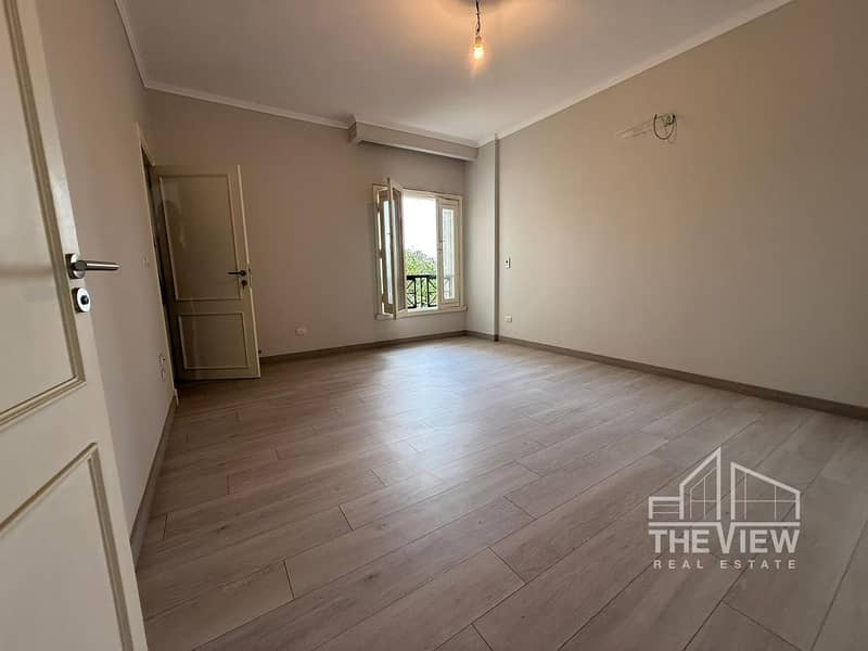 4 WhatsApp Image 2025-10-09 at 23.40. 54_63768675. jpg