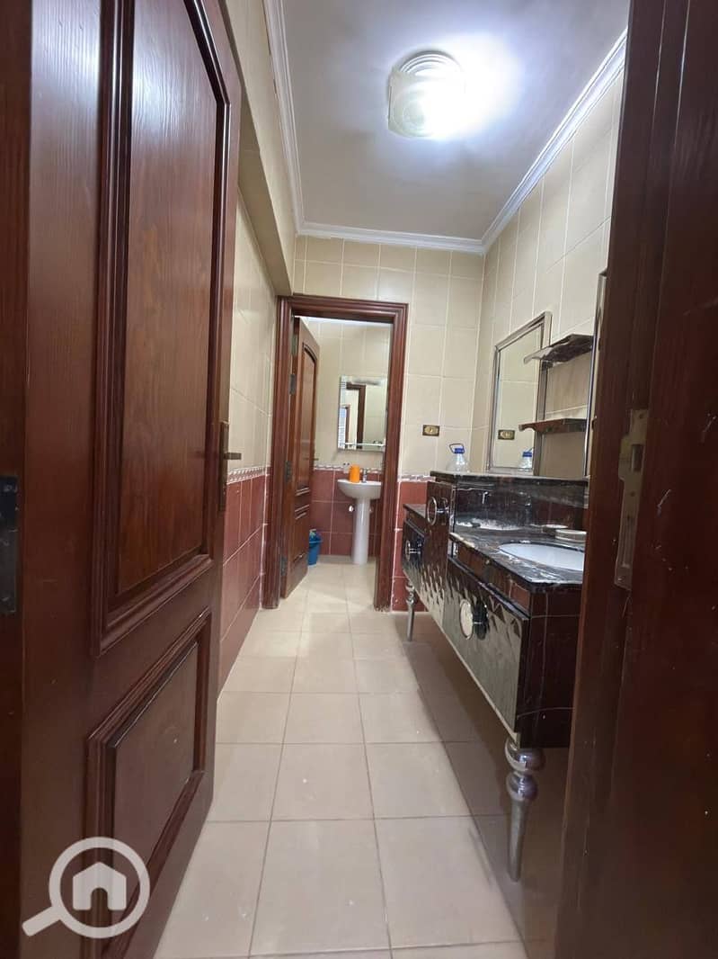 3 598970221_1510529567742281_8169120109080781746_n (1). jpg