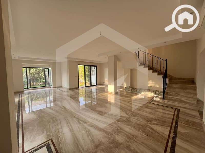 2 Courtyard Sodic 2. jpg