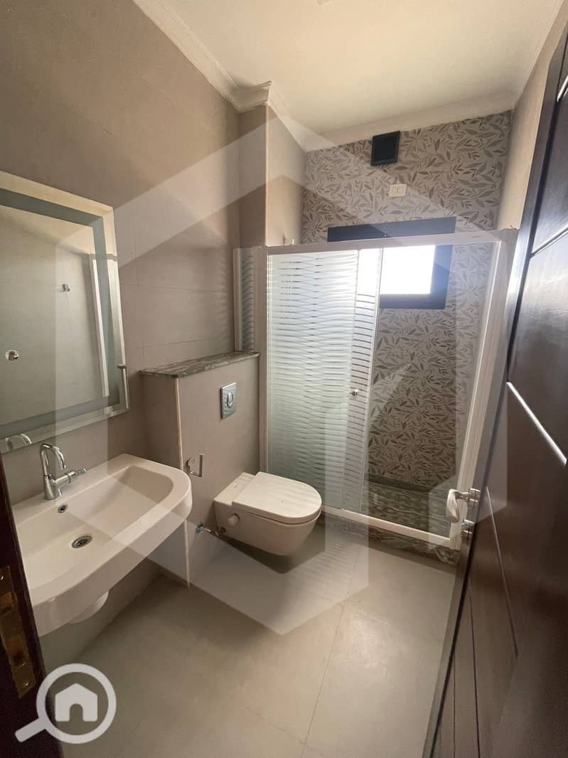 9 Courtyard Sodic 9. jpg