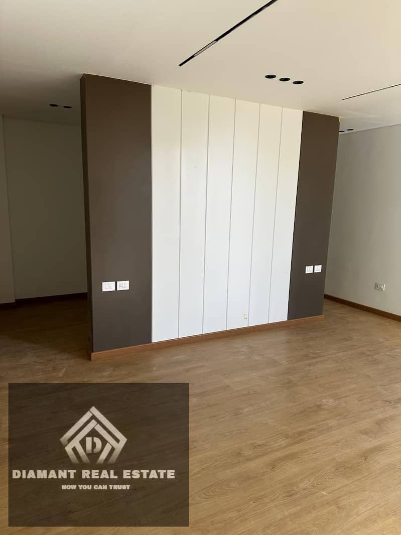 8 WhatsApp Image 2025-12-22 at 4.42. 44 PM (2). jpeg